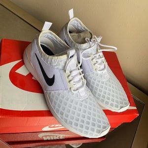 Nike juvenates women’s shoes